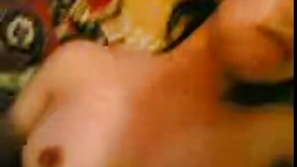 স্বর্ণকেশী তার রেডহেড বন্ধু সঙ্গে, চুষা এবং একটি মোরগ হিন্দি সেক্স ভিডিও এইচডি অশ্বচালনা