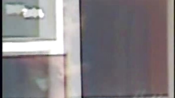 একটি সেক্সি পায়ুসংক্রান্ত বেশ্যা তার পিছনে প্রসারিত হচ্ছে এই ভিডিও হিন্দি ওপেন সেক্স ভিডিও